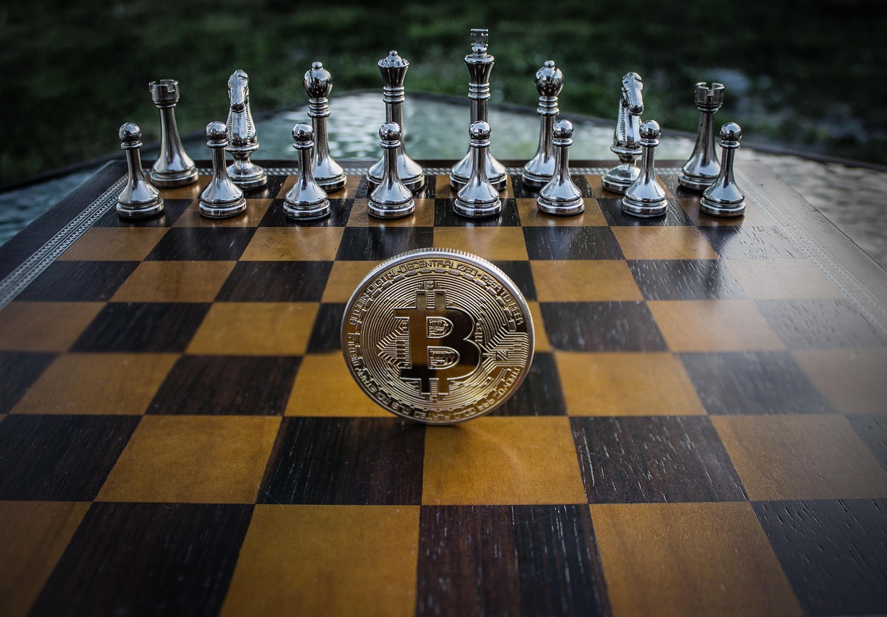 黄金再飙新高！数据：比特币通常在100~150天内跟进拉涨